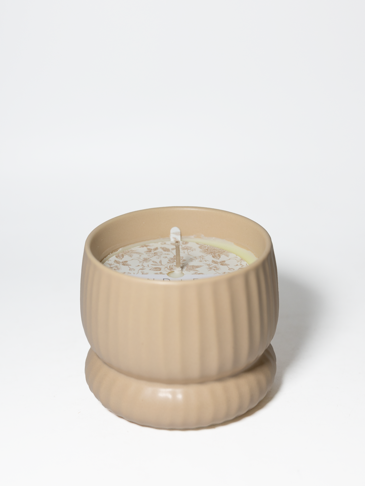 Cozy Cashmere & Linen 10 oz scented candle