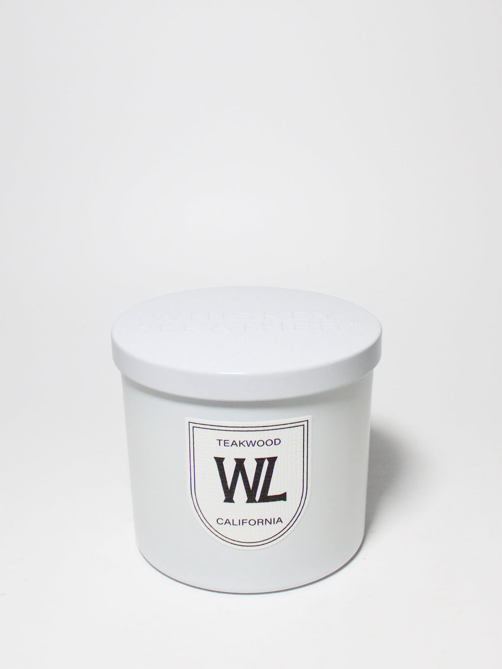 Cozy Teakwood 11 oz scented candle