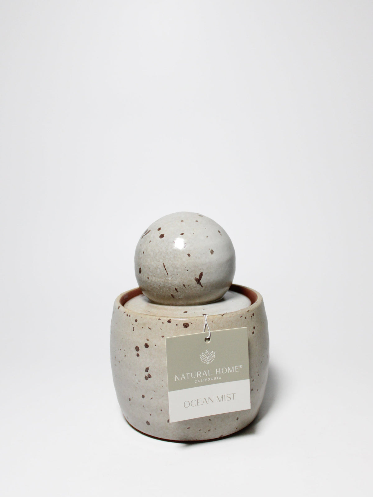 Cozy Ocean Mist Natural Home 13 oz scented candle