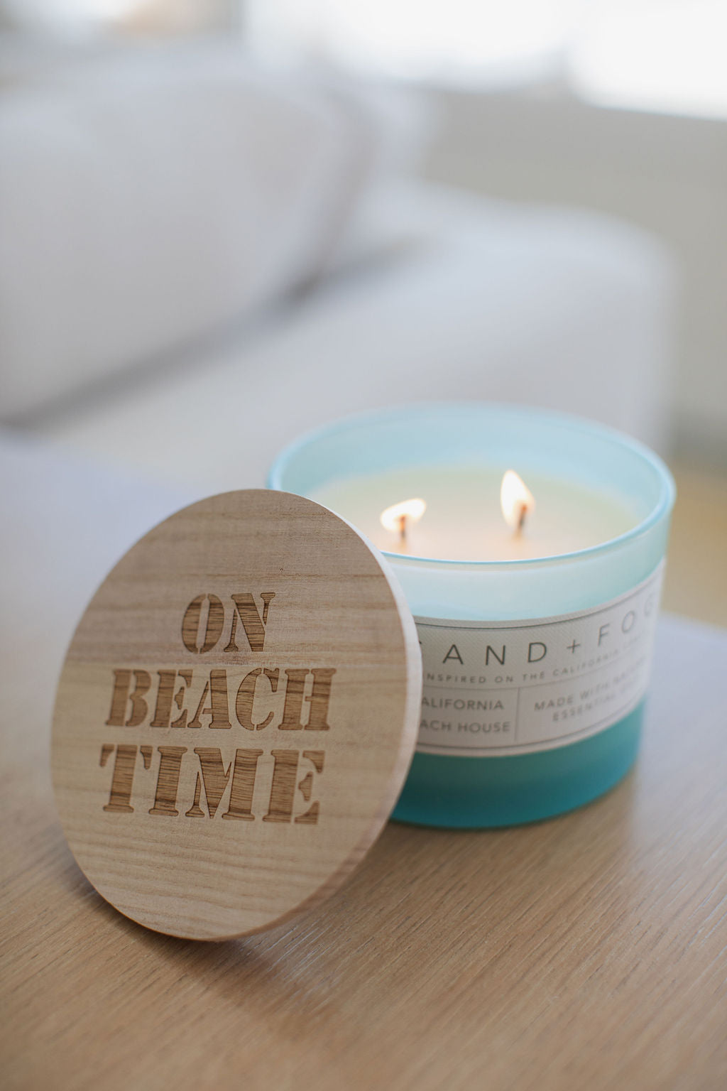 Cozy California Beach House 12 oz scented candle