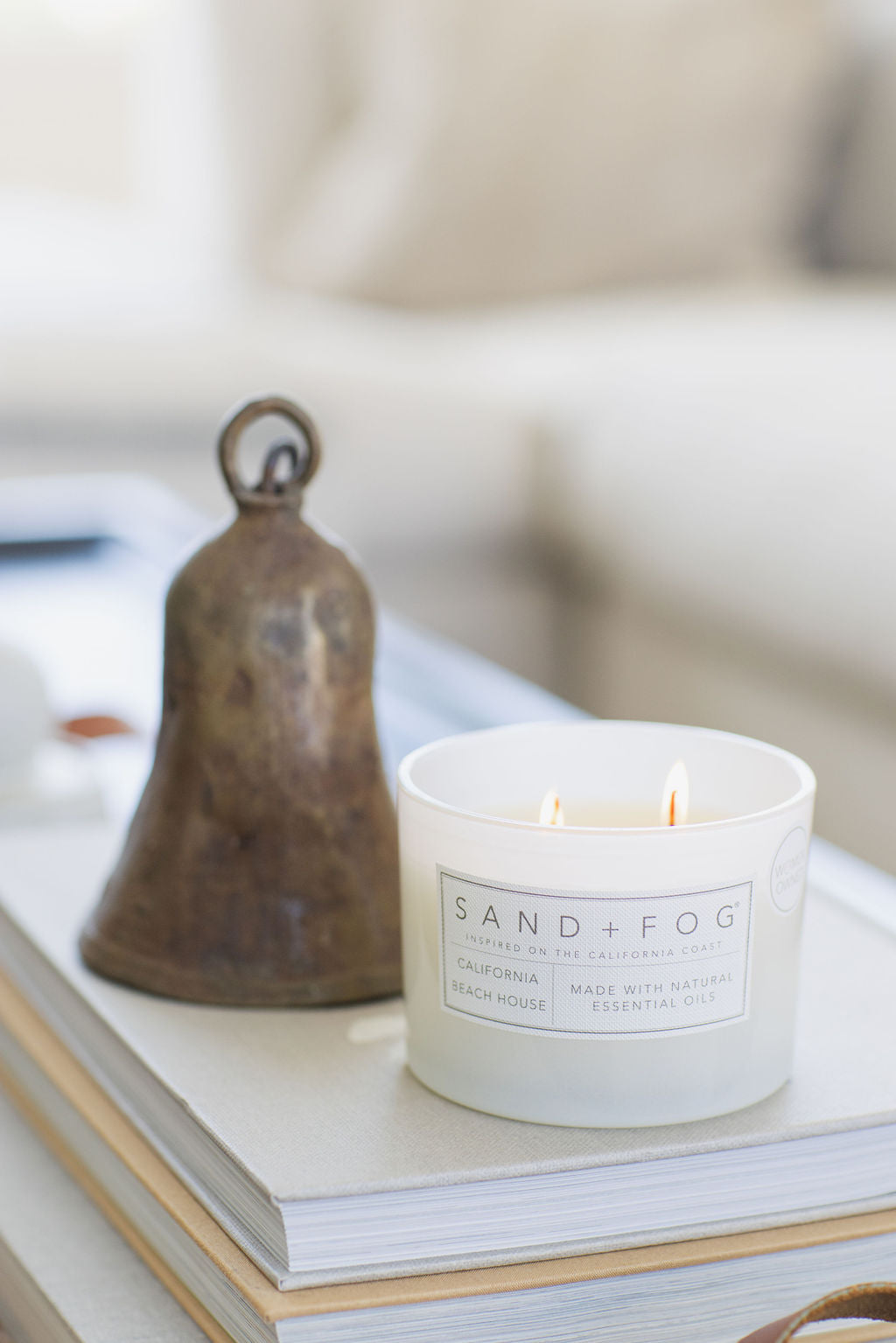 Cozy California Beach House 12 oz scented candle