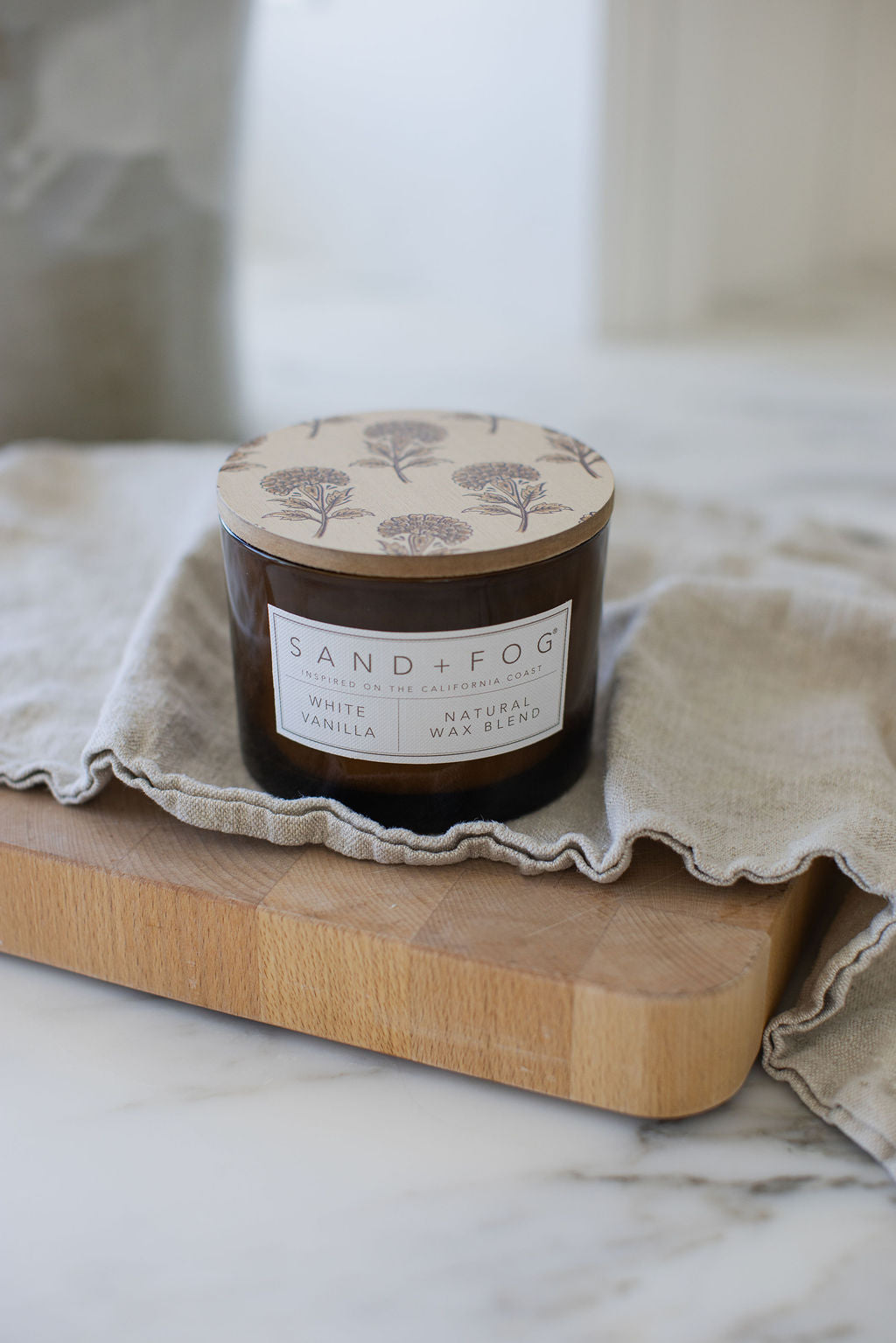 Cozy White Vanilla 12 oz scented candle