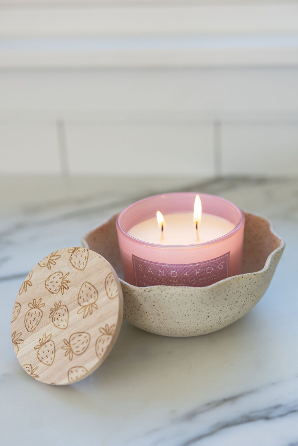Cozy Strawberry Spritz 12 oz scented candle