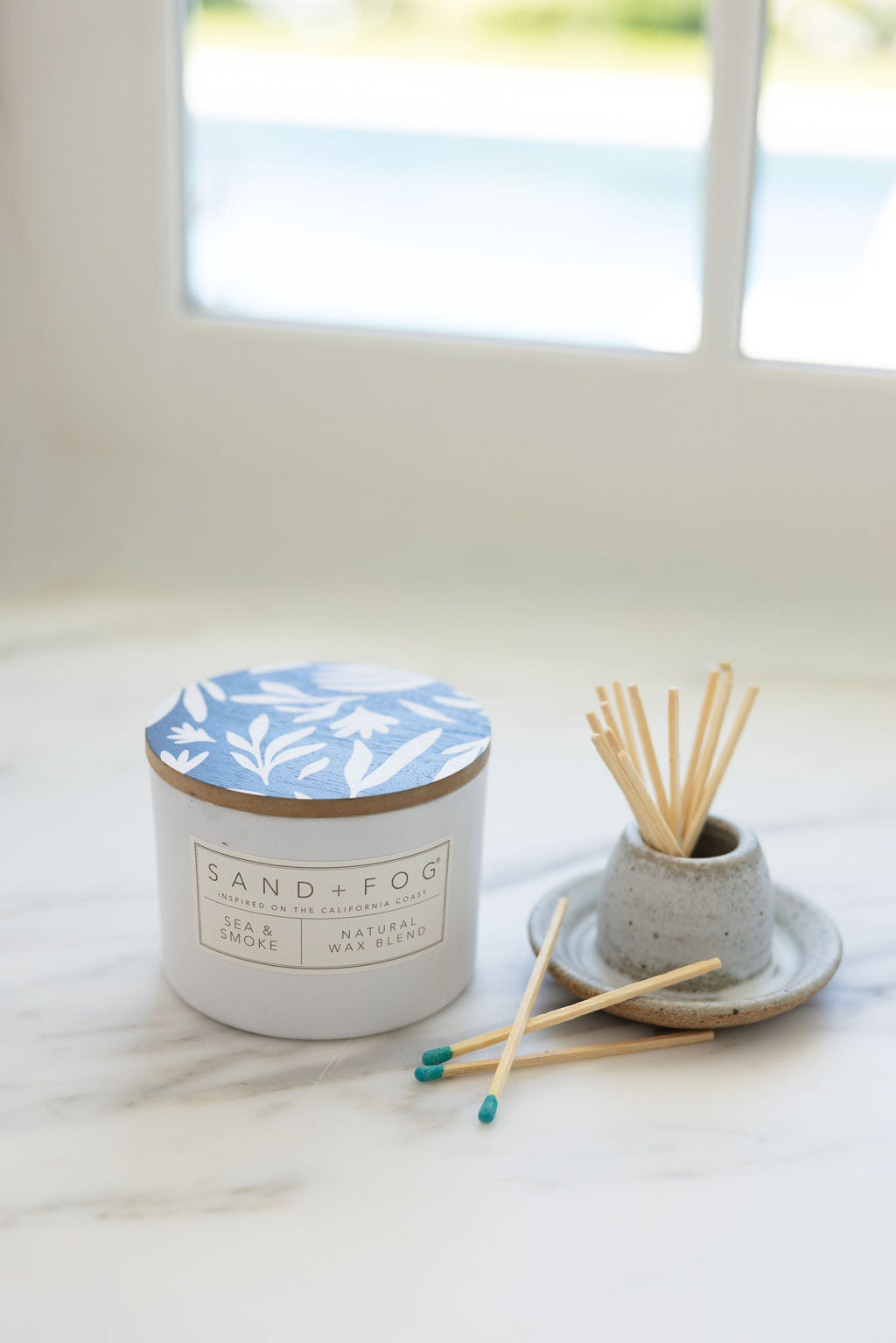Cozy Sea & Smoke 12 oz scented candle