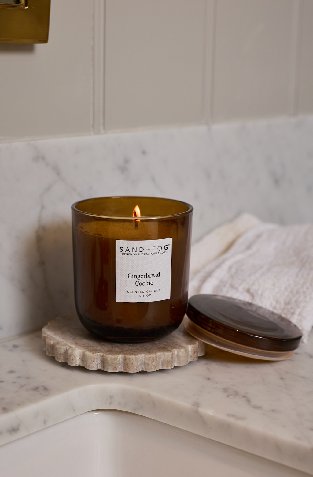 Cozy Gingerbread Cookie 10.5 oz scented candle