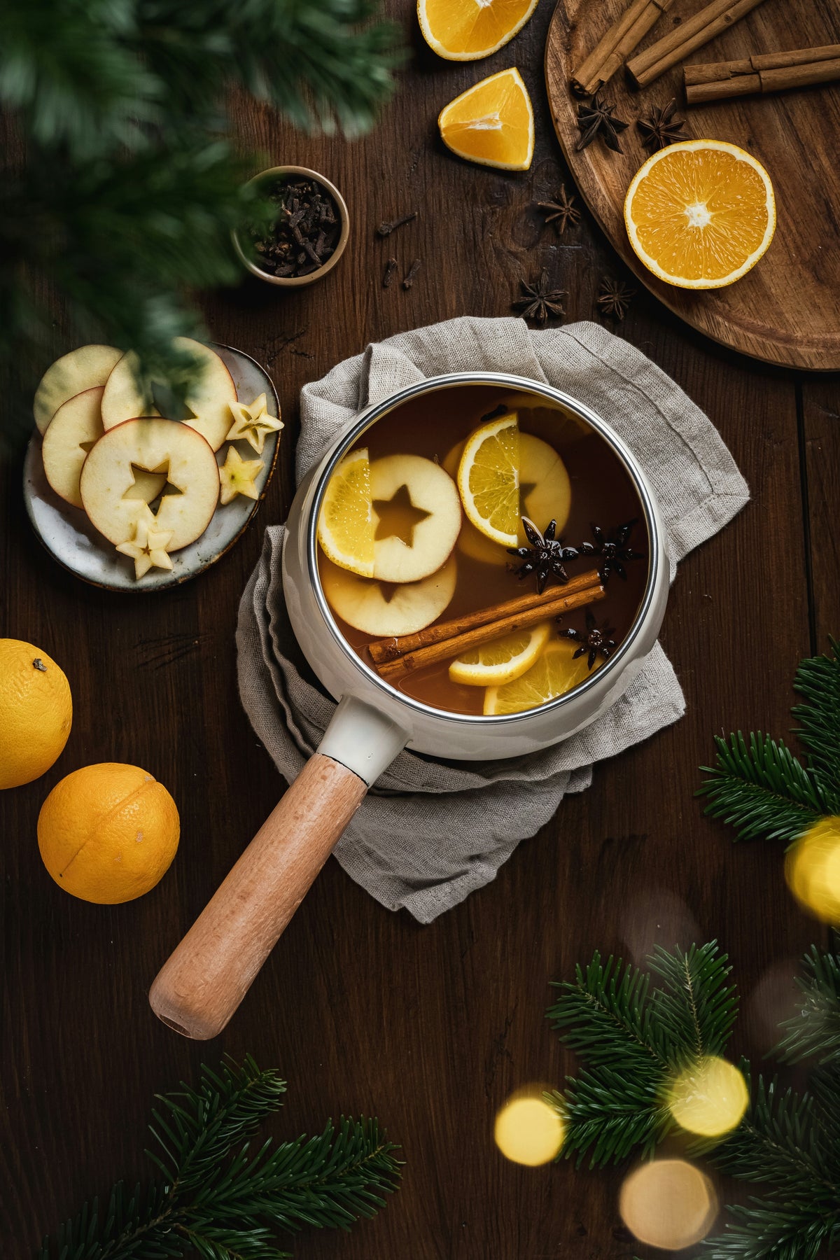 Cozy Simmering Spices 12 oz scented candle