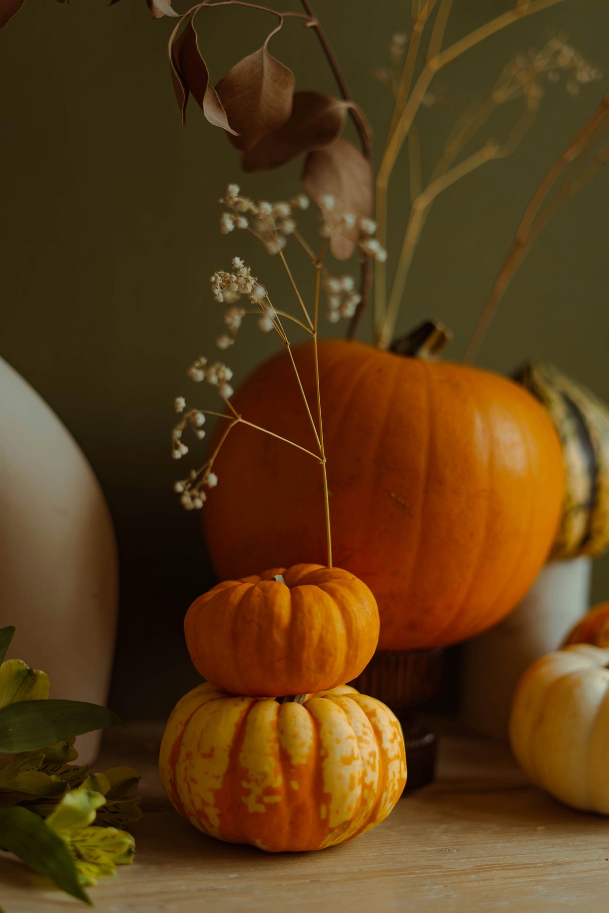 Cozy Pumpkin Coconut 21 oz scented candle